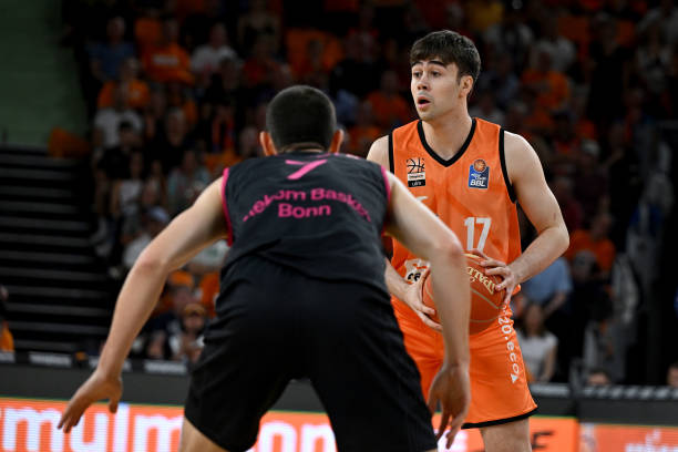 西蒙斯也坦 西蒙斯也坦