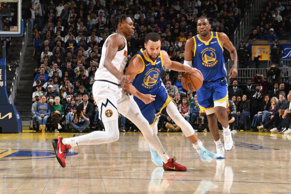 或借古喻今 或借古喻今