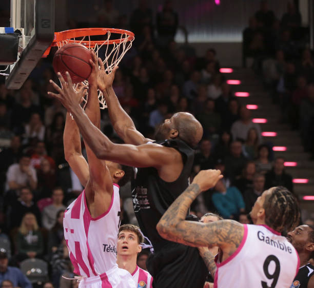 的红牌事件 的红牌事件